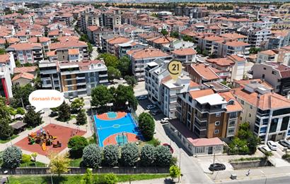 C21 Bal'dan Bahçelievler Mah.'de Park Manzaralı Satılık 2+1 Daire