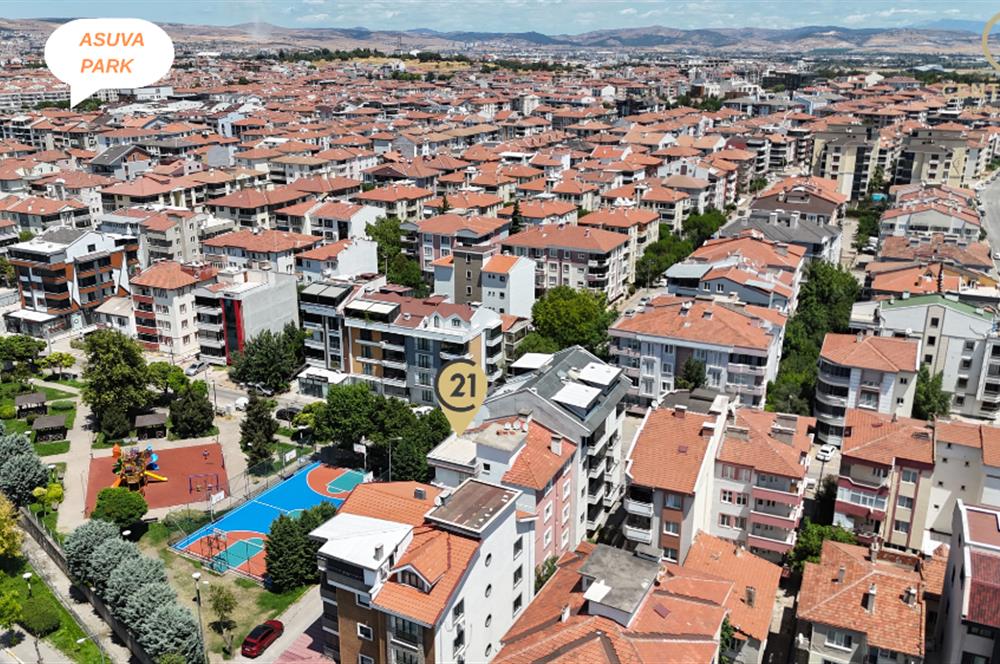 C21 Bal'dan Bahçelievler Mah.'de Park Manzaralı Satılık 2+1 Daire