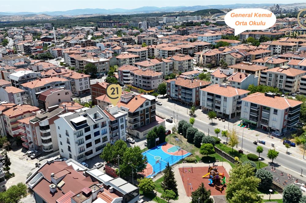 C21 Bal'dan Bahçelievler Mah.'de Park Manzaralı Satılık 2+1 Daire