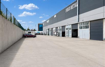 VİAWEST-2 SANAYİ SİTESİNDE SATILIK İMALATHANE / DEPO / DÜKKAN