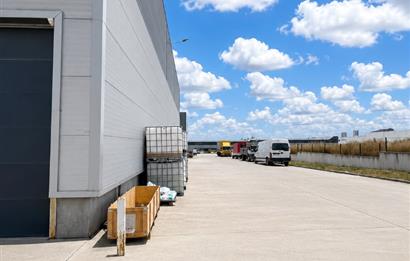 VİAWEST-2 SANAYİ SİTESİNDE SATILIK İMALATHANE / DEPO / DÜKKAN