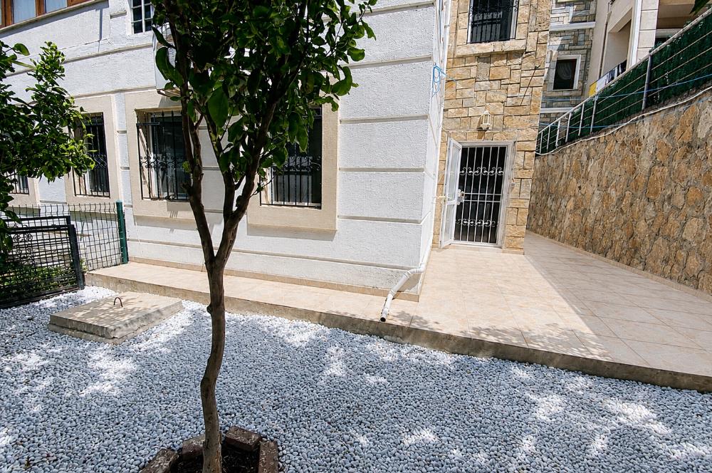 Bodrum Turgutreis Alt Karabağ Mevkiinde Satılık Site İçinde Müstakil Bahçeli Masrafsız 3+1 BahçeDubleksi