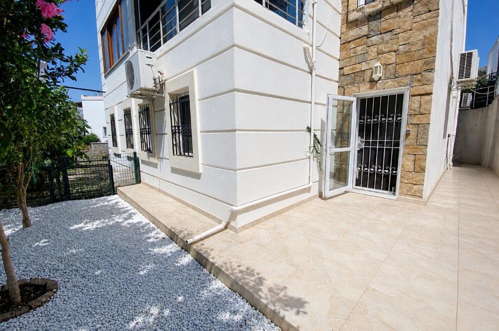 Bodrum Turgutreis Alt Karabağ Mevkiinde Satılık Site İçinde Müstakil Bahçeli Masrafsız 3+1 BahçeDubleksi