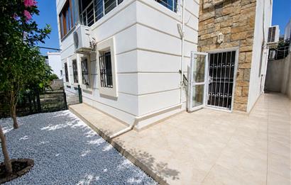Bodrum Turgutreis Alt Karabağ Mevkiinde Satılık Site İçinde Müstakil Bahçeli Masrafsız 3+1 BahçeDubleksi
