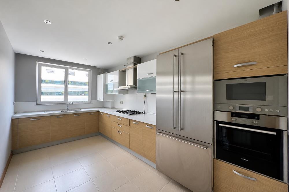 uphıll court c ada 4+1 kiralık