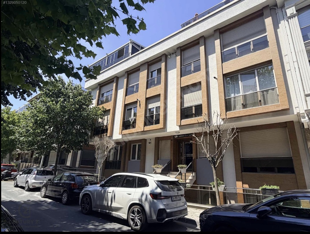 Şişli H.Rıfat Paşa'da Prestijli 3+2 Çatı Dubleksi | 190 m² Net