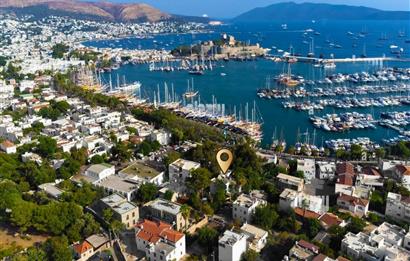 Bodrum Marinaya Sadece 150m Yürüme Yakınlığında Satılık Orijinal Taş Yapı Müstakil Dubleks Bin