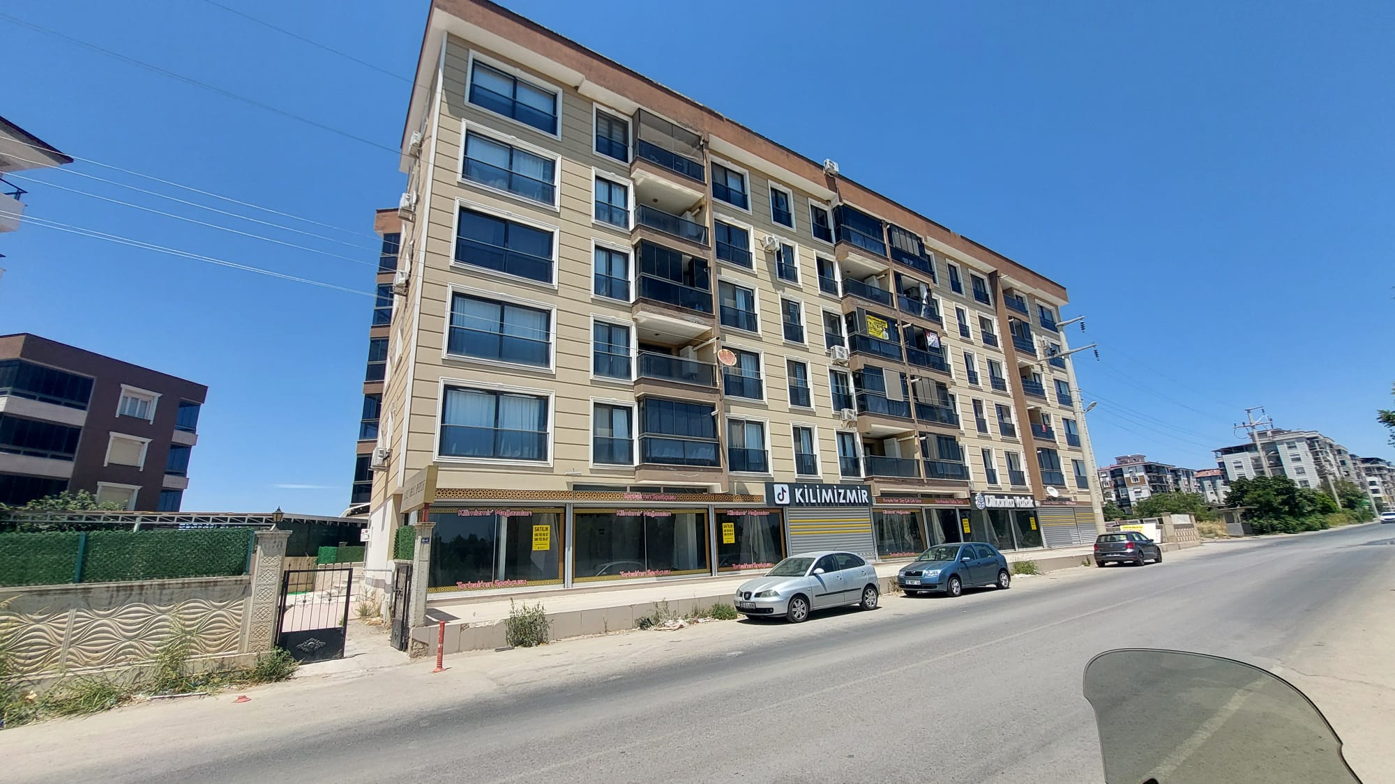 Torbalı Muratbey Mah. Yatırımlık Kiracılı 2+1 Satılık Daire