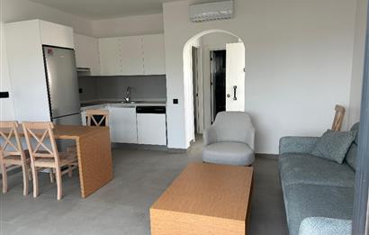 24 Saat Güvenlikli Sitede Kapalı Otoparklı 1+1 Daire