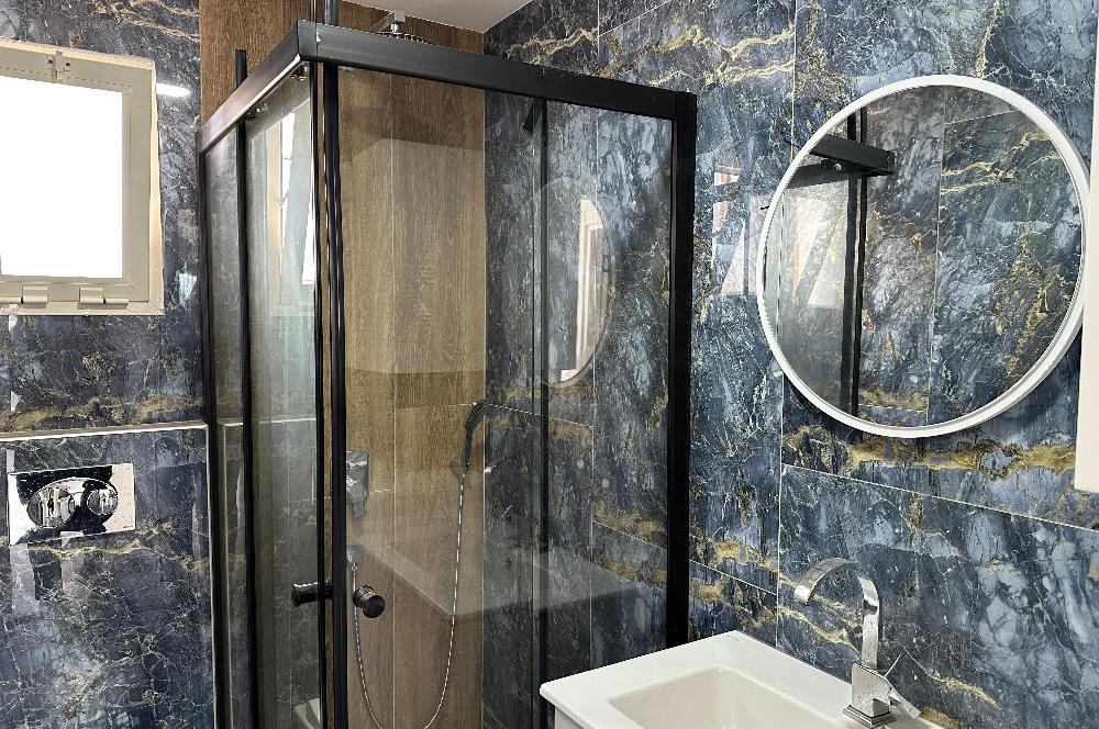 24 Saat Güvenlikli Sitede Kapalı Otoparklı 1+1 Daire
