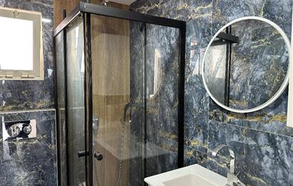 24 Saat Güvenlikli Sitede Kapalı Otoparklı 1+1 Daire
