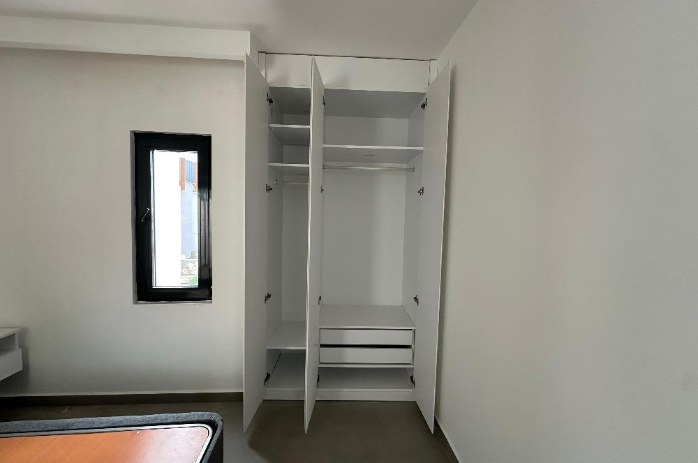 24 Saat Güvenlikli Sitede Kapalı Otoparklı 1+1 Daire