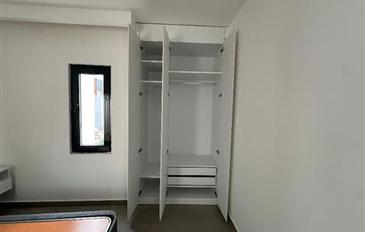 24 Saat Güvenlikli Sitede Kapalı Otoparklı 1+1 Daire