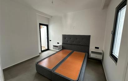 24 Saat Güvenlikli Sitede Kapalı Otoparklı 1+1 Daire