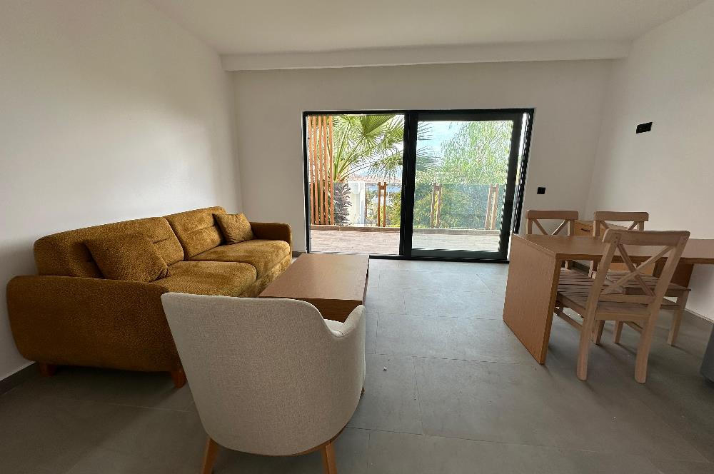 24 Saat Güvenlikli Sitede Kapalı Otoparklı 1+1 Daire