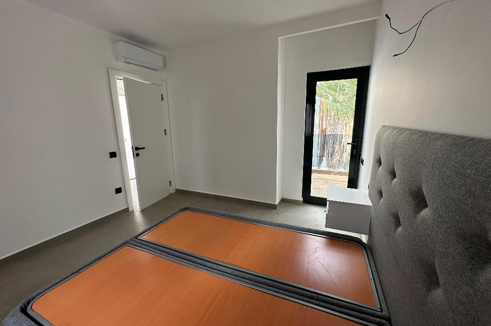 24 Saat Güvenlikli Sitede Kapalı Otoparklı 1+1 Daire
