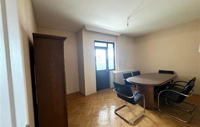 TURAN GÜNEŞ BULVARINDA EŞYALI KİRALIK OFİS