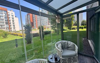 Tema İstanbul'da havuza cephe bahçe katı 4+1 kiralık daire