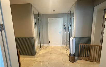Tema İstanbul'da havuza cephe bahçe katı 4+1 kiralık daire