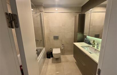 Tema İstanbul'da havuza cephe bahçe katı 4+1 kiralık daire