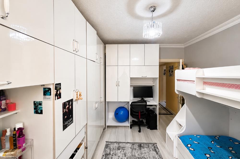 ÜSKÜDAR DA AKILLI EV SİSTEMLİNTOLAMALI FERAH 2+1 EV