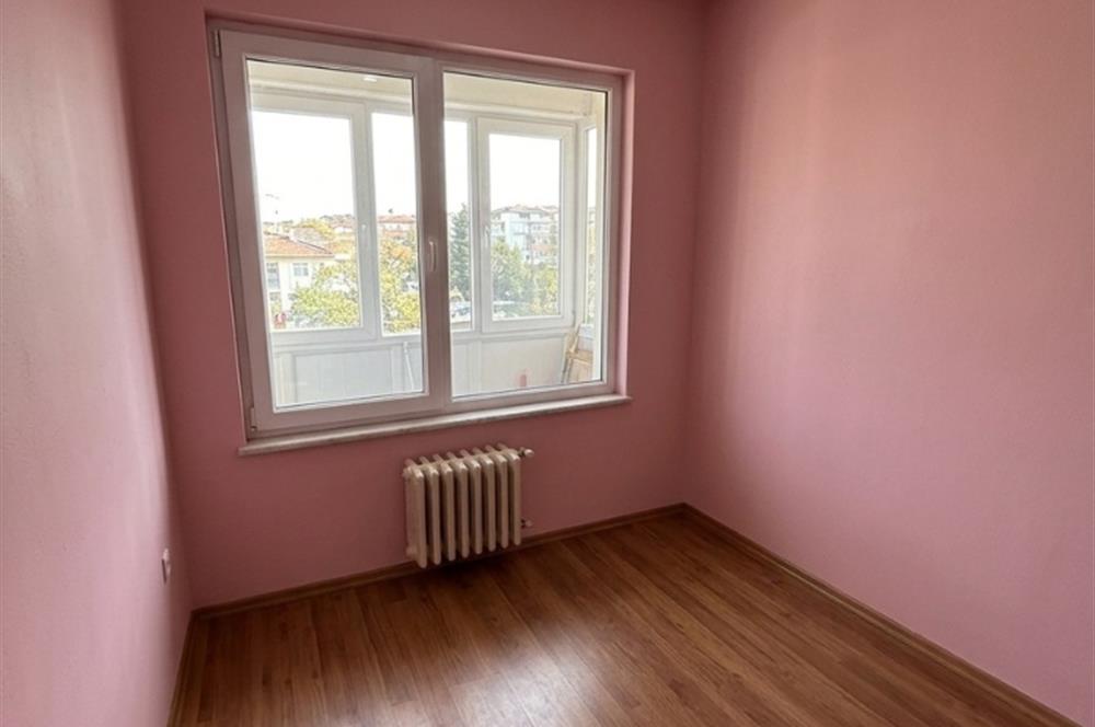 Kadıköy'de Merkezi Konumda Satılık Daire