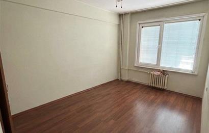 Kadıköy'de Merkezi Konumda Satılık Daire