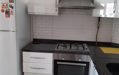 CENTURY 21 BAL GAYRİMENKUL'DEN İZMİR YOLU ÜZERİ ADLİYE AVM ŞEHİR HASTANESİNE YÜRÜME MESAFESİ  HANZADE KONUTLARINDA NET 50 M2  FERAH GENİŞ BALKONLU 1+1 