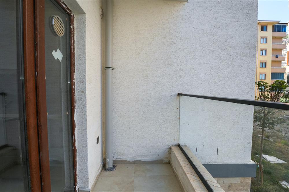 C21 Cius; Cihatlı TOKİ de Asansörlü 1.Kat 2+1 Kiralık Daire