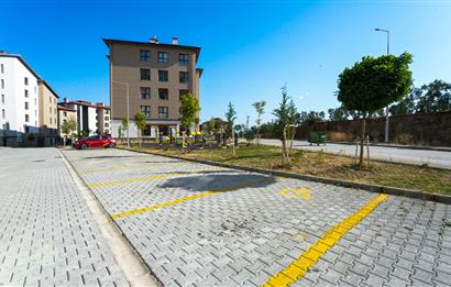 C21 Cius; Cihatlı TOKİ de Asansörlü 1.Kat 2+1 Kiralık Daire