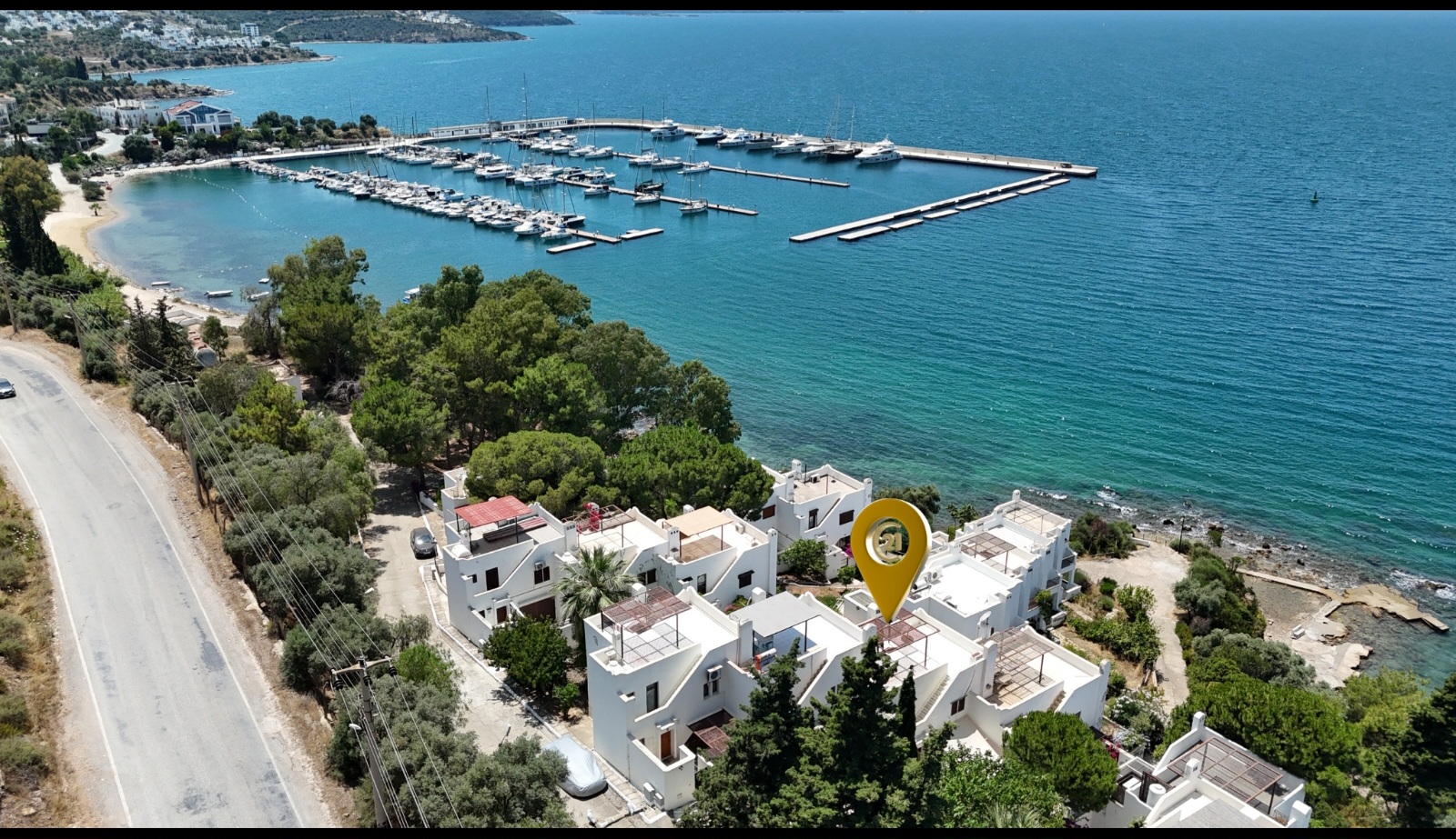 Milas Güllük’de Denize sıfır sitede yaz donemi kiralik dubleks