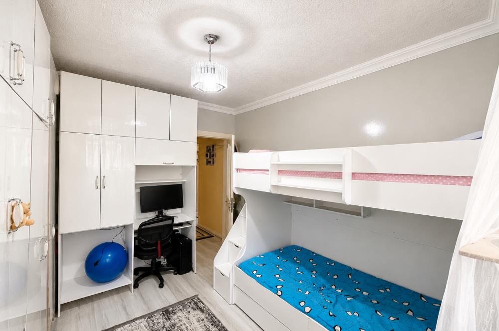 ÜSKÜDAR DA AKILLI EV SİSTEMLİNTOLAMALI FERAH 2+1 EV
