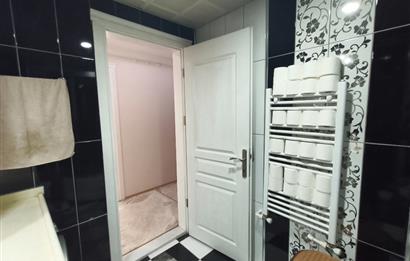 CENTURY21 POYRAZ'DAN CADDE ÜZERİ GENİŞ 3+1 FIRSAT DAİRE