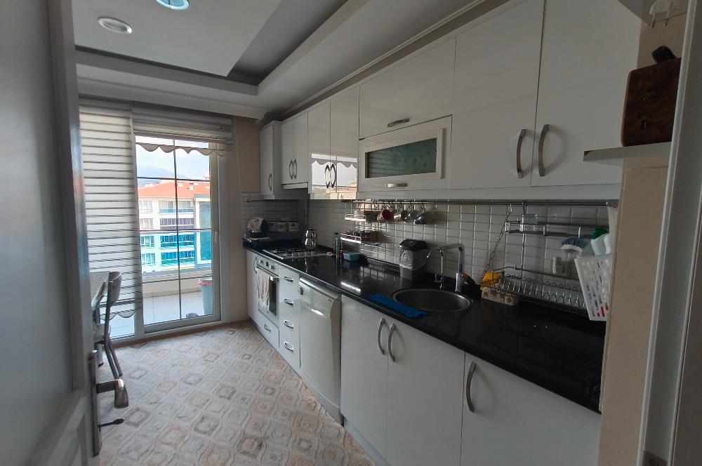 CENTURY21 POYRAZ'DAN CADDE ÜZERİ GENİŞ 3+1 FIRSAT DAİRE