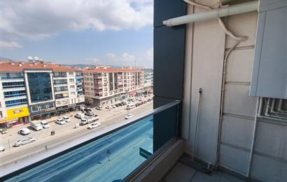 CENTURY21 POYRAZ'DAN CADDE ÜZERİ GENİŞ 3+1 FIRSAT DAİRE