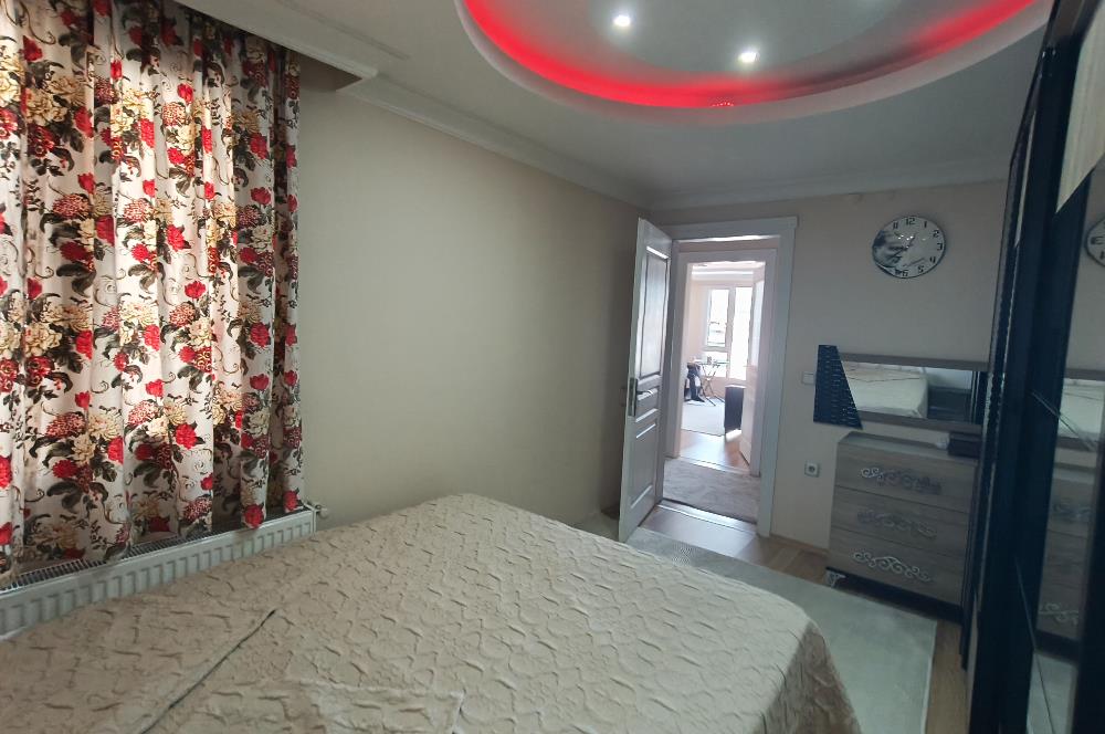 CENTURY21 POYRAZ'DAN CADDE ÜZERİ GENİŞ 3+1 FIRSAT DAİRE