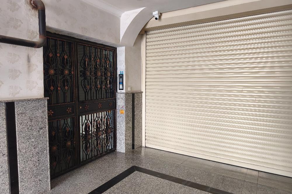 CENTURY21 POYRAZ'DAN CADDE ÜZERİ GENİŞ 3+1 FIRSAT DAİRE