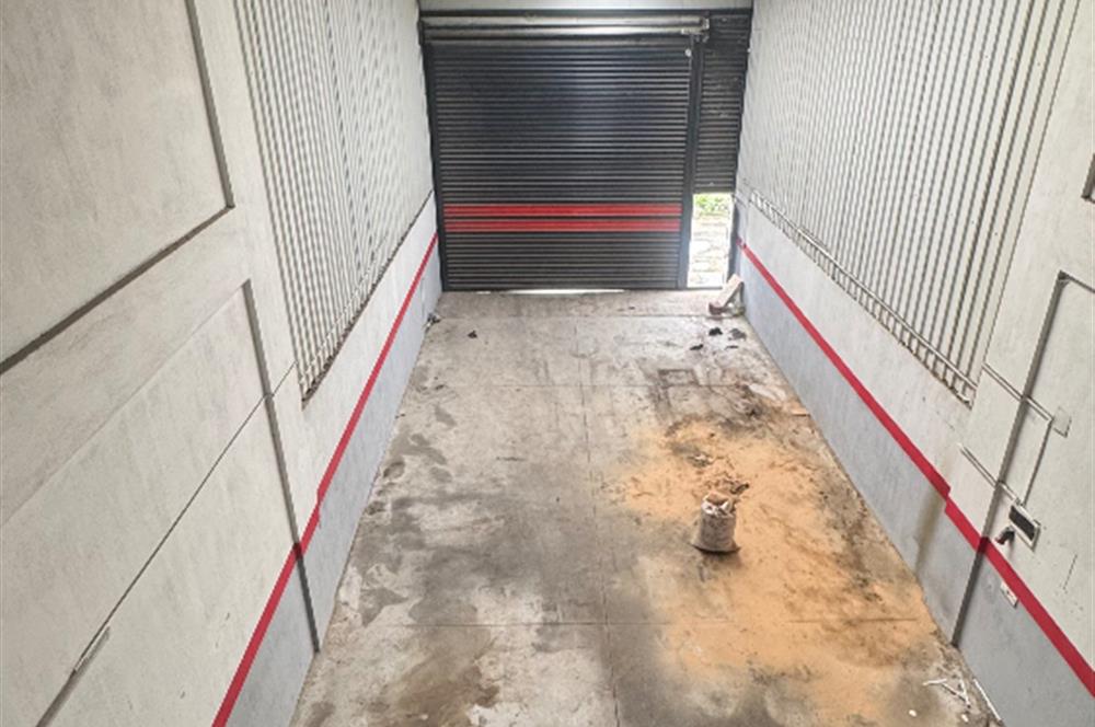 C21 Eliteden Fatih Sanayi Sitesinde Kiracılı Satılık Dükkan