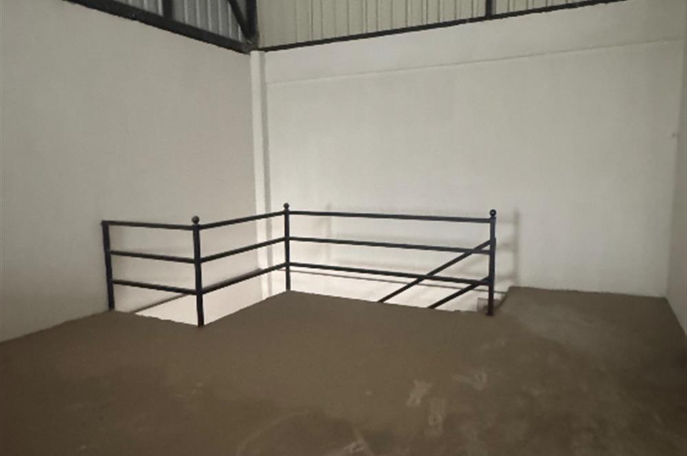 C21 Eliteden Fatih Sanayi Sitesinde Kiracılı Satılık Dükkan