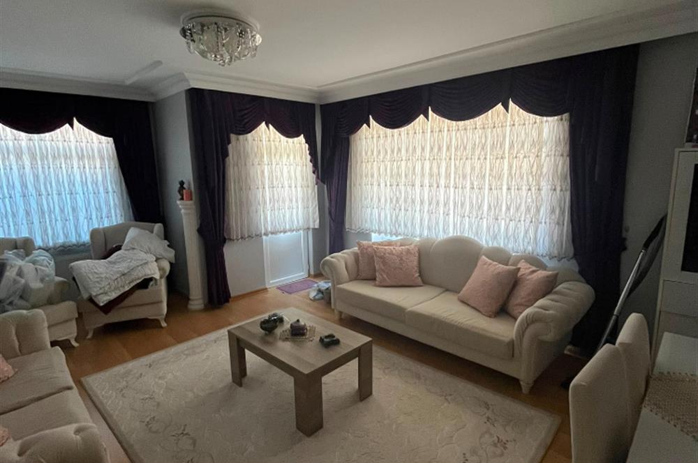 Çekmeköy'de 3+1 Metroya 5 Dakika Satılık Daire