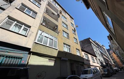 LEVENT,KANYON VE METROYA 3 DK MESAFEDE SATILIK 2+1 İSKANLI DAİRE