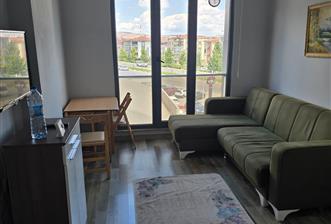 CENTURY 21 BAL GAYRİMENKUL'DEN İZMİR YOLU ÜZERİ ADLİYE AVM ŞEHİR HASTANESİNE YÜRÜME MESAFESİ  HANZADE KONUTLARINDA NET 50 M2  FERAH GENİŞ BALKONLU 1+1  - 1 - 36026