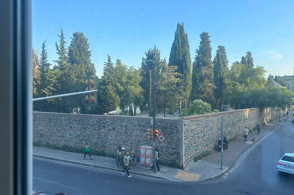 Osmanbey Metroya 3 Dk Mesafede Ferah Köşe Konum 2+1 Kiralık 90m2