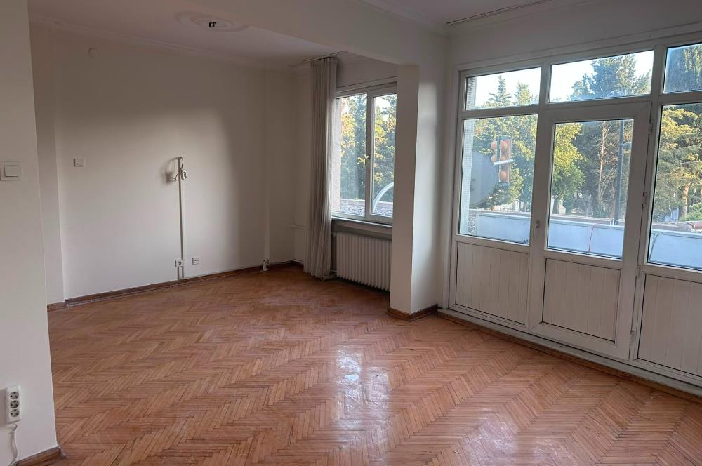Osmanbey Metroya 3 Dk Mesafede Ferah Köşe Konum 2+1 Kiralık 90m2