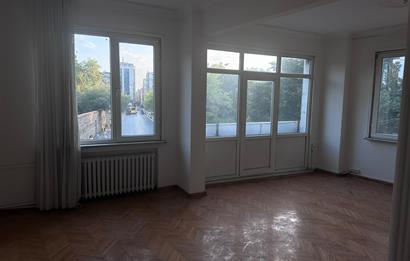 Osmanbey Metroya 3 Dk Mesafede Ferah Köşe Konum 2+1 Kiralık 90m2
