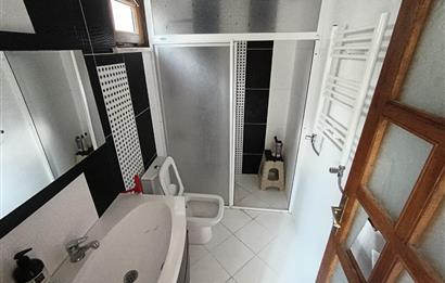 Küçükkuyu'da Deniz Manzaralı 4+1 Lüks Müstakil Villa