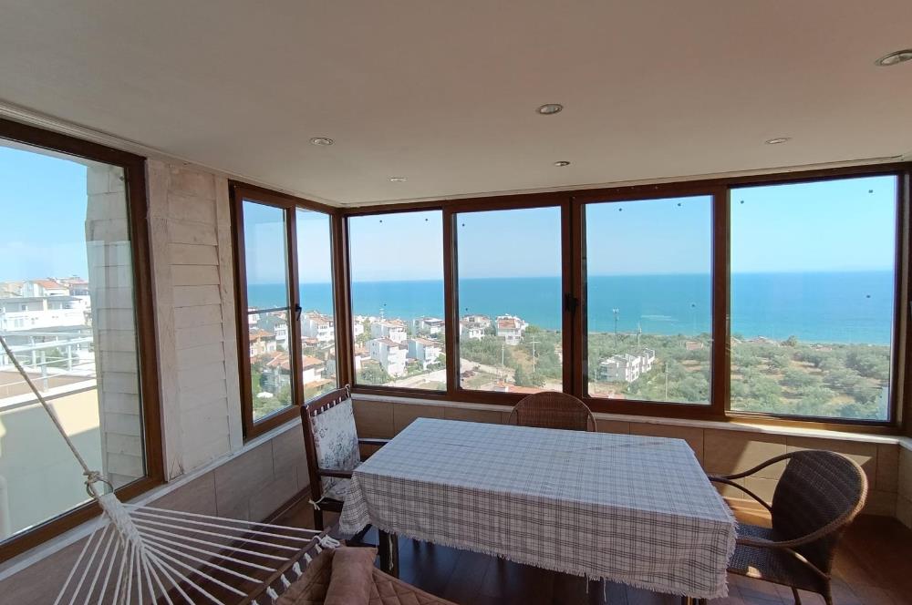 Küçükkuyu'da Deniz Manzaralı 4+1 Lüks Müstakil Villa