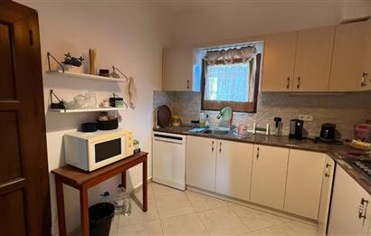 Peksimet'te Denize Yakın, Eşyalı 2+1 Müstakil Bahçeli Kiralık Ev