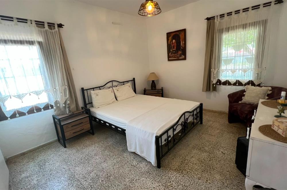 Peksimet'te Denize Yakın, Eşyalı 2+1 Müstakil Bahçeli Kiralık Ev