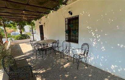 Peksimet'te Denize Yakın, Eşyalı 2+1 Müstakil Bahçeli Kiralık Ev